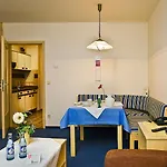 Appartmenthaus Thermenhof شقة فندقية باد فسينغ