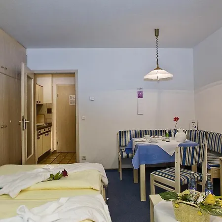 Aparthotel Appartmenthaus Thermenhof