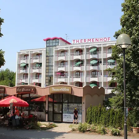Appartmenthaus Thermenhof 아파트호텔