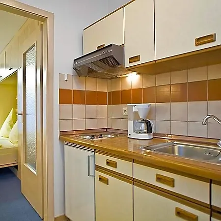 Apart-hotel Appartmenthaus Thermenhof 2*