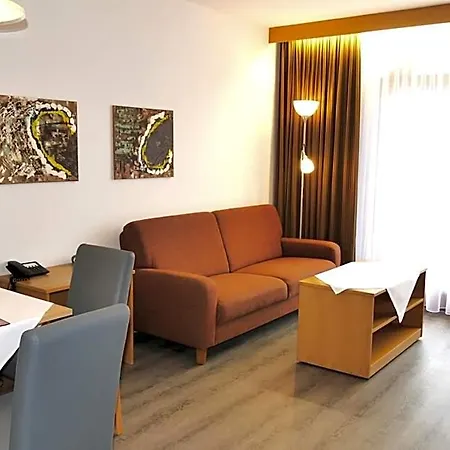 Apart-hotel Appartmenthaus Thermenhof 2*
